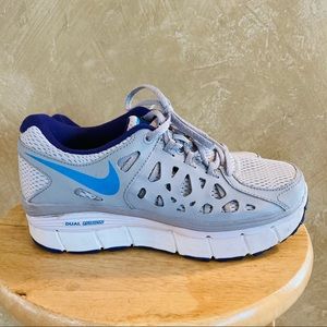 Nike Dual Fusion Laser Cut Sneakers 7.5